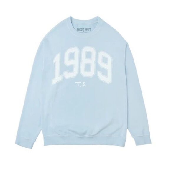 Taylor Swift  Blue TS 1989 Print Crew‎ Washed Sweatshirt new small - Picture 1 of 9